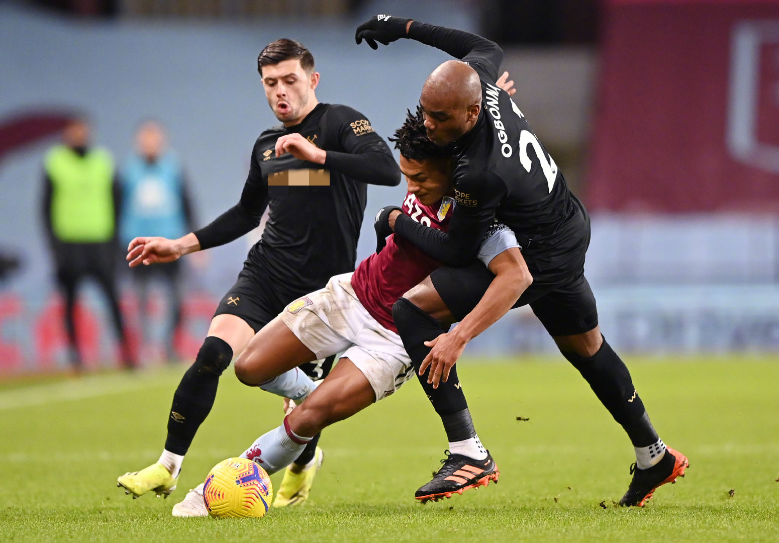 与迎合西方 与迎合西方